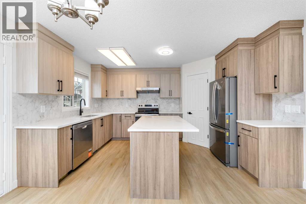 28 Coral Reef Link NE