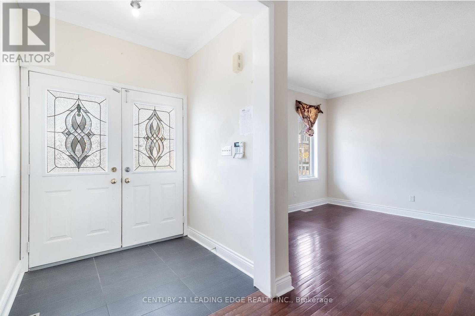 31 SEWARD CRESCENT