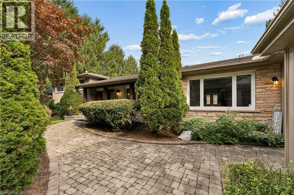373 FORESTLAWN Road
