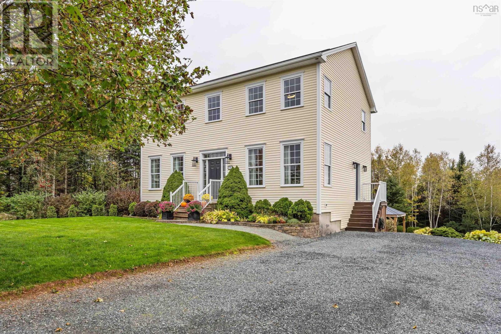 74 Bonavista Avenue