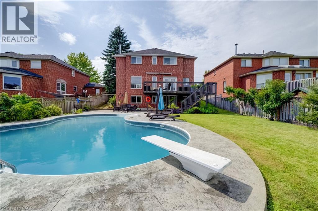 554 GRAND RIDGE Drive