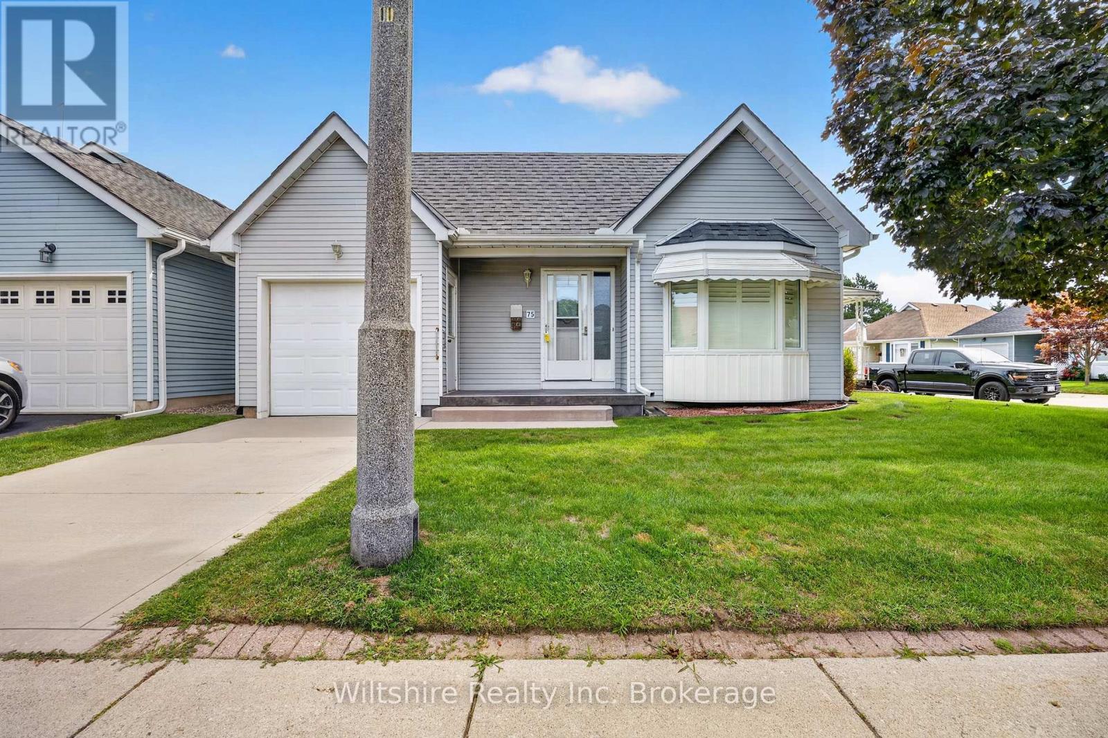 75 EDWIN CRESCENT