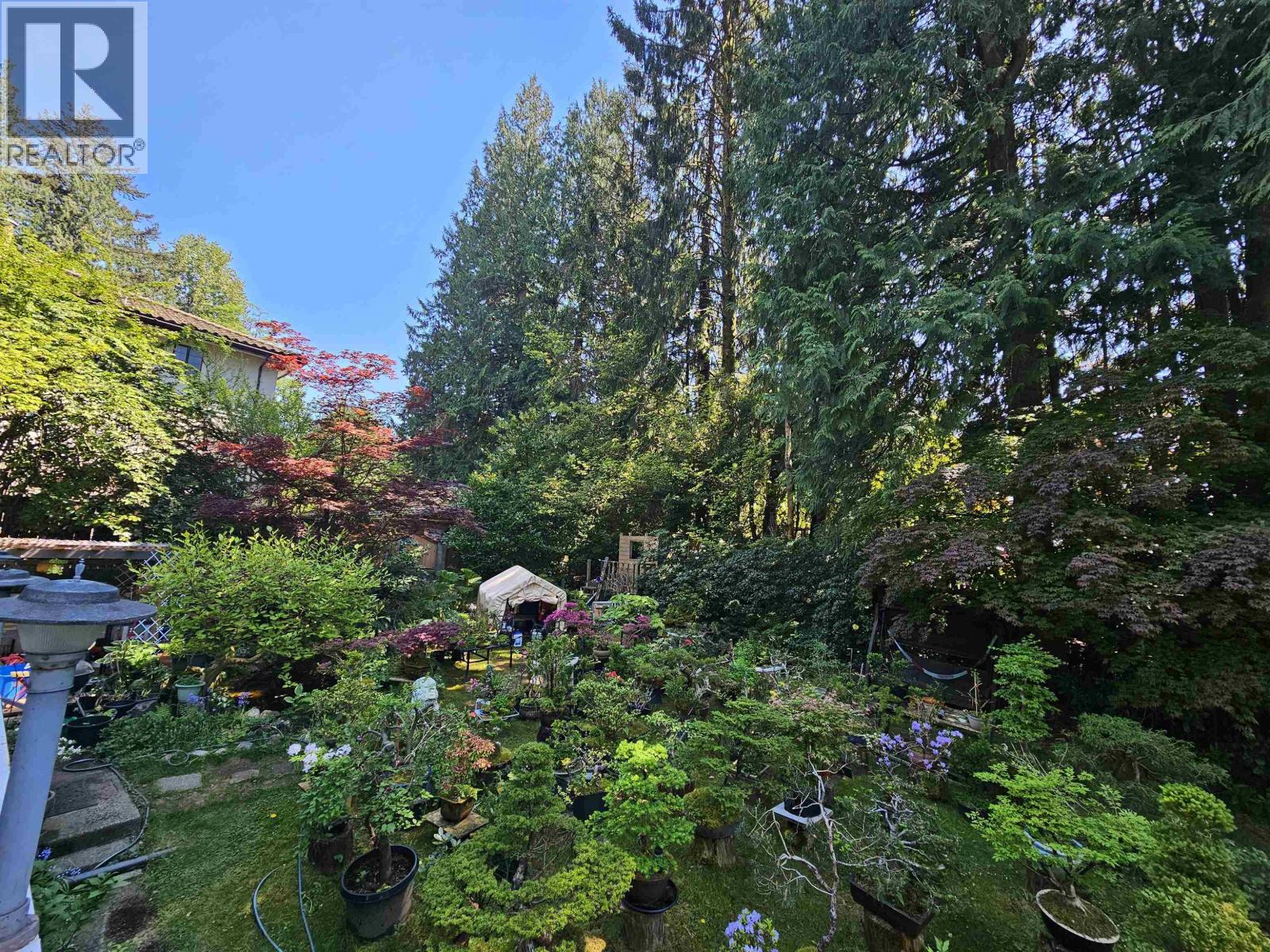435 E OSBORNE ROAD