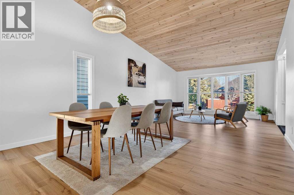 303 Woodside Place