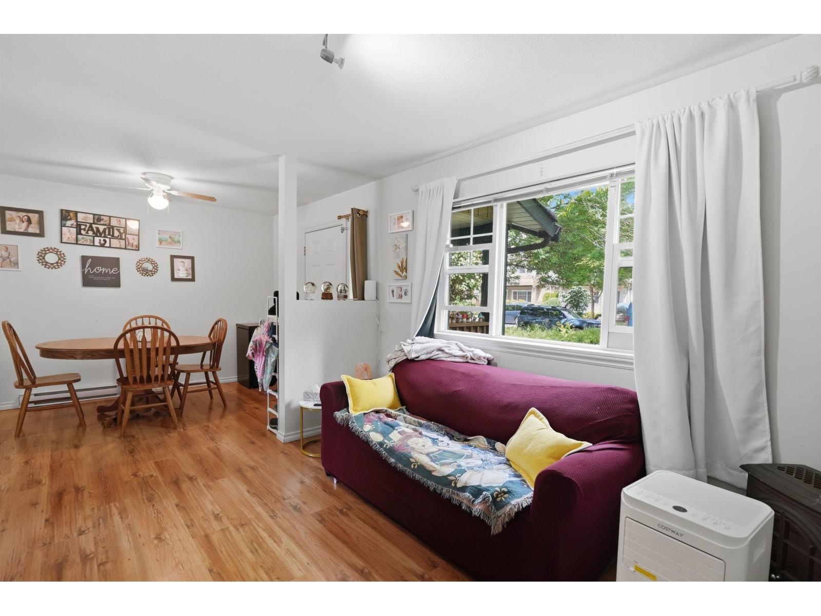 14 45535 SHAWNIGAN CRESCENT, Garrison Crossing