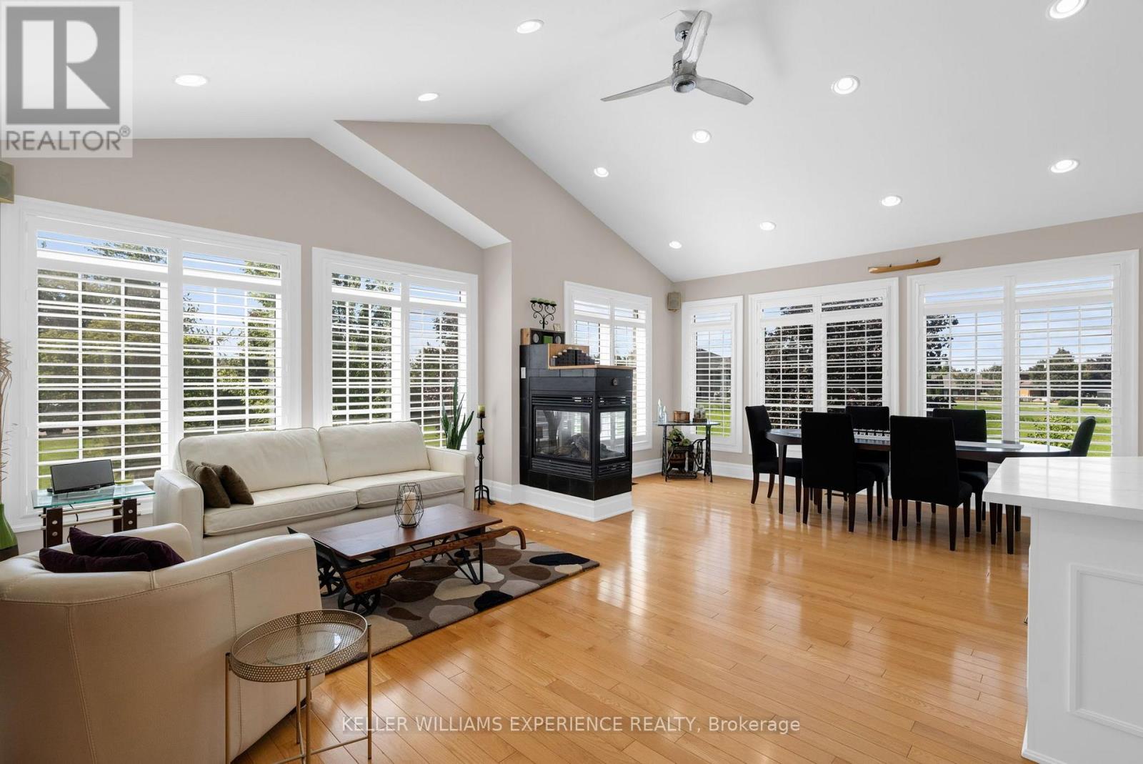 2884 SUNNYDALE LANE