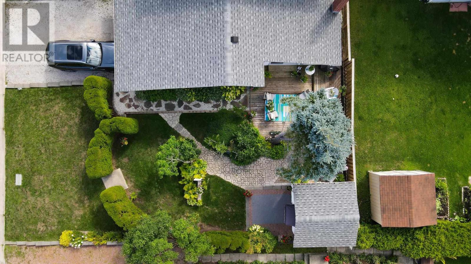 34 Fairmount DR