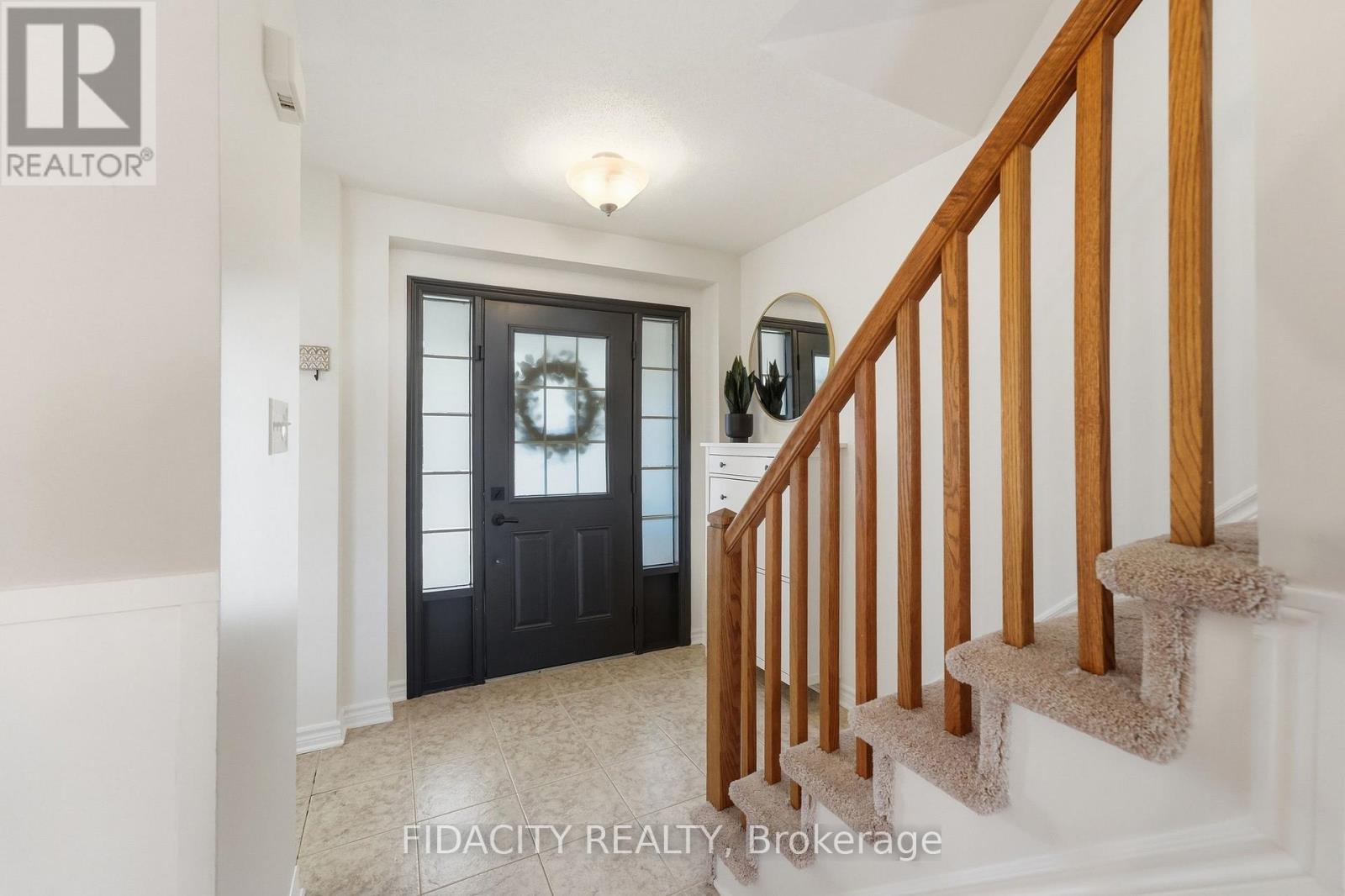 206 MISTRAL WAY