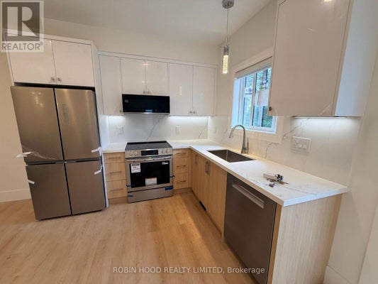 C - 12 Southwell Dr, Toronto (Banbury-Don Mills), ON 3