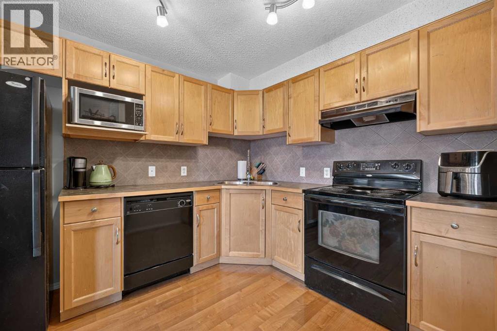 2207, 140 Sagewood Boulevard SW