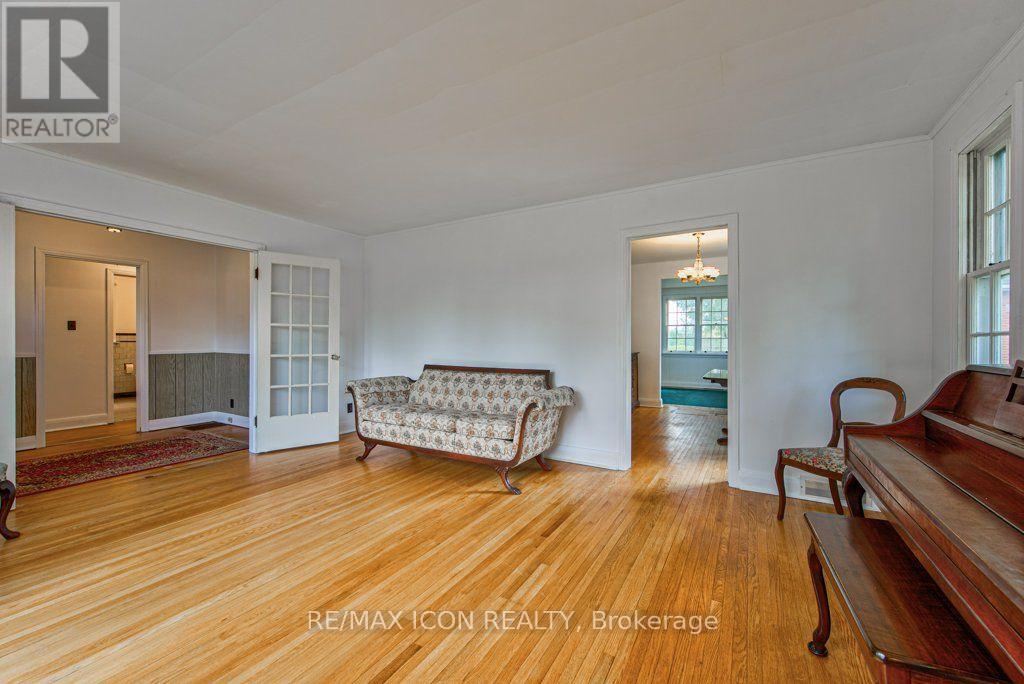 321 HIGHLAND PARK
