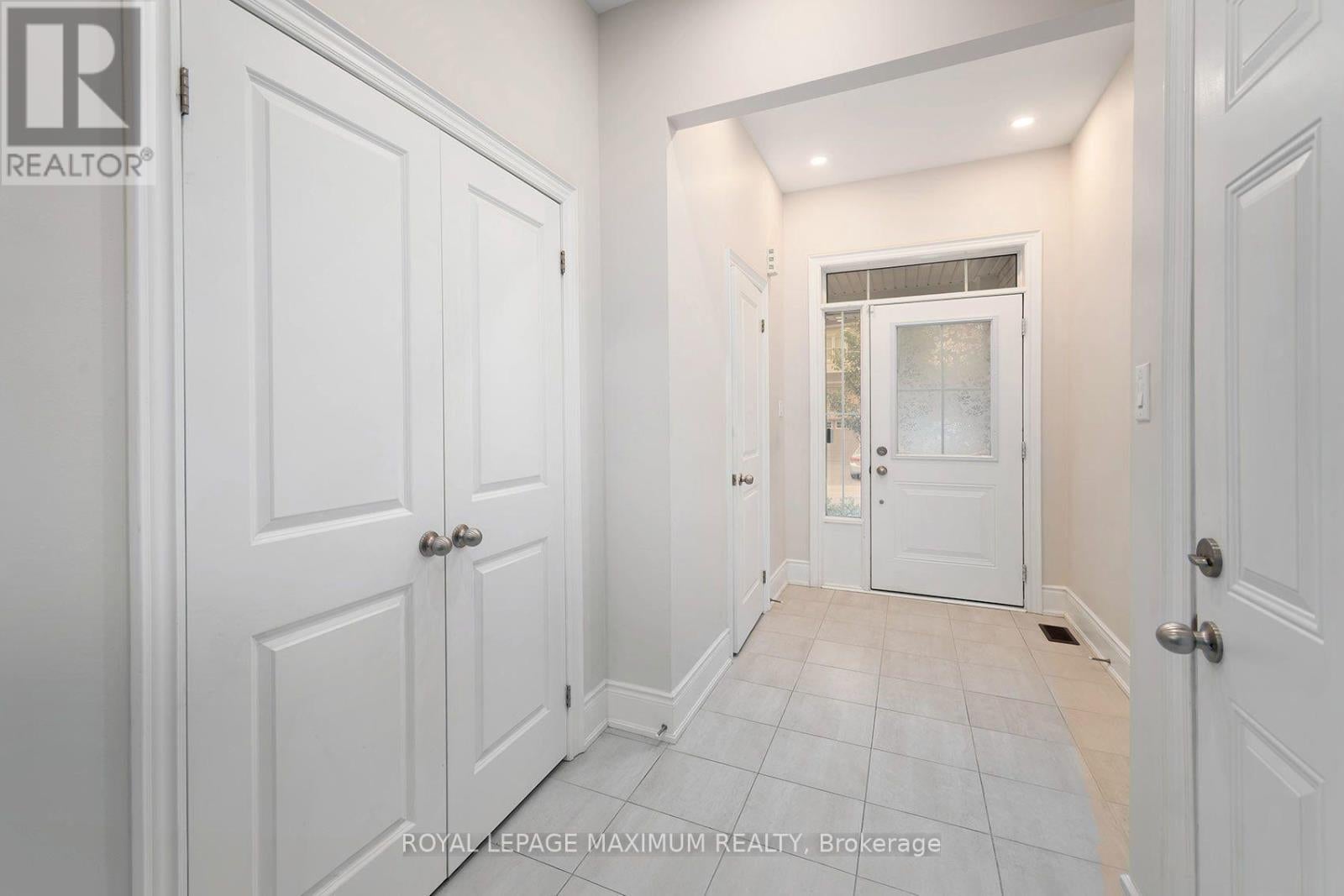 17 BRENT CRESCENT
