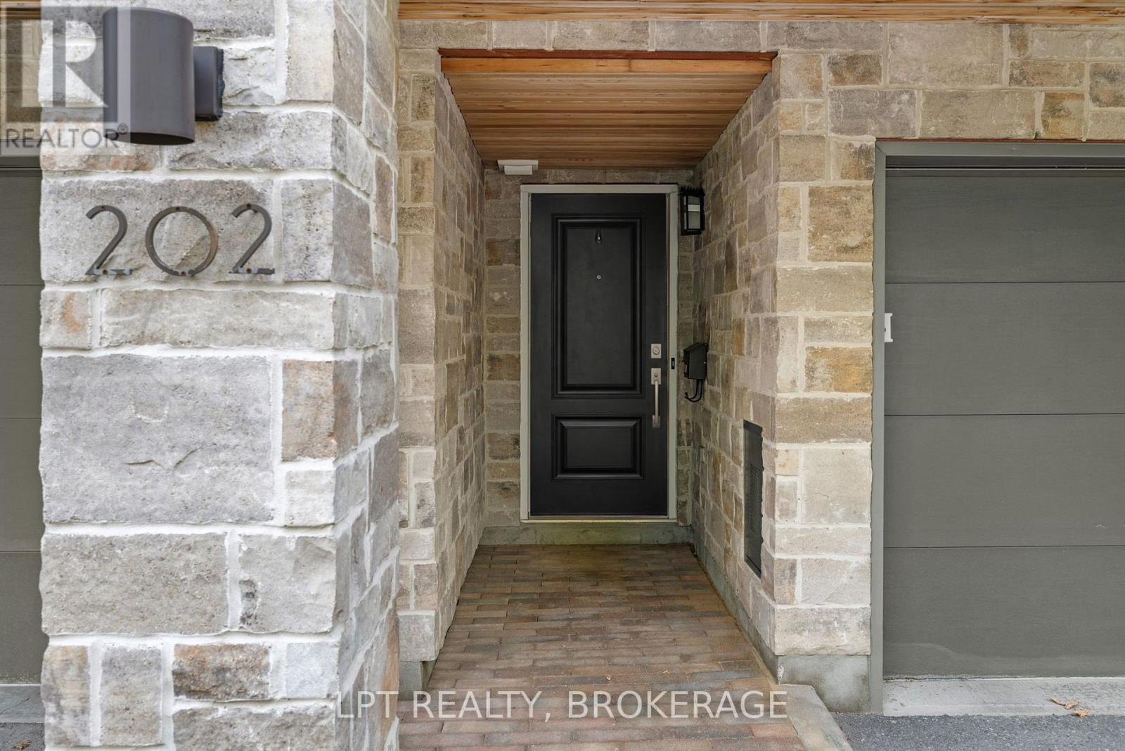 202 DALKEITH PRIVATE