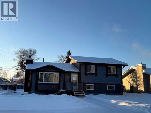 10323 98 AVENUE, HIGH LEVEL, AB T0H 1Z0 - Image 3529760366.jpeg?d=l