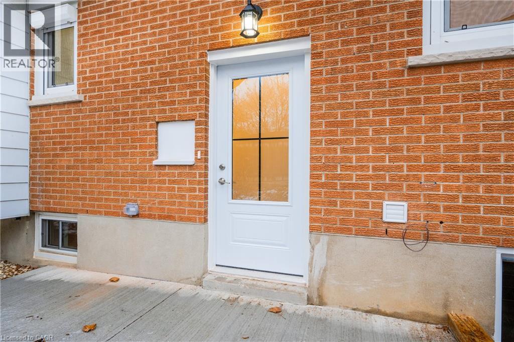 348 FOREST HILL Drive Unit# LOWER