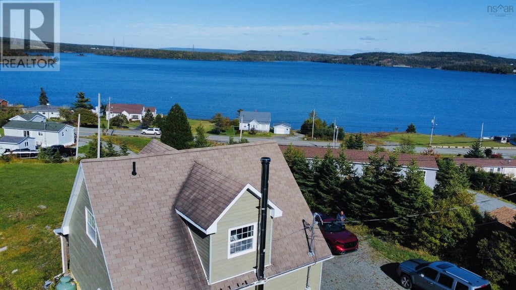 10198 GRENVILLE STREET, ST. PETER&APOS;S, NS B0E 3B0 - Image 4274316138.jpeg?d=l