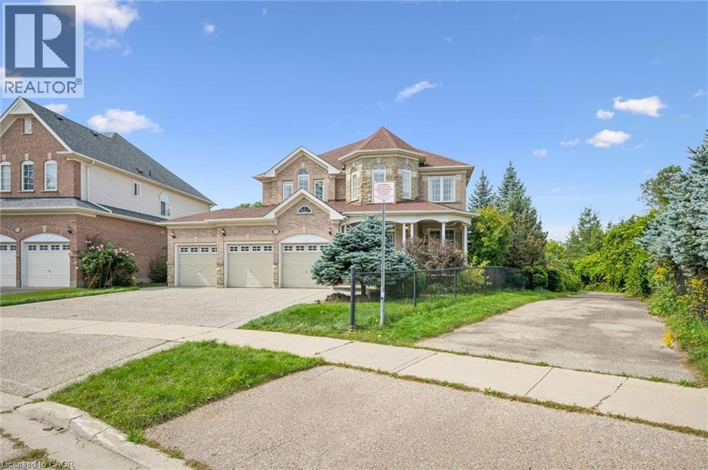 517 TOPPER WOODS Crescent