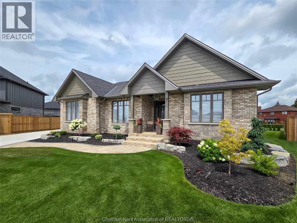 7 Tracy DRIVE