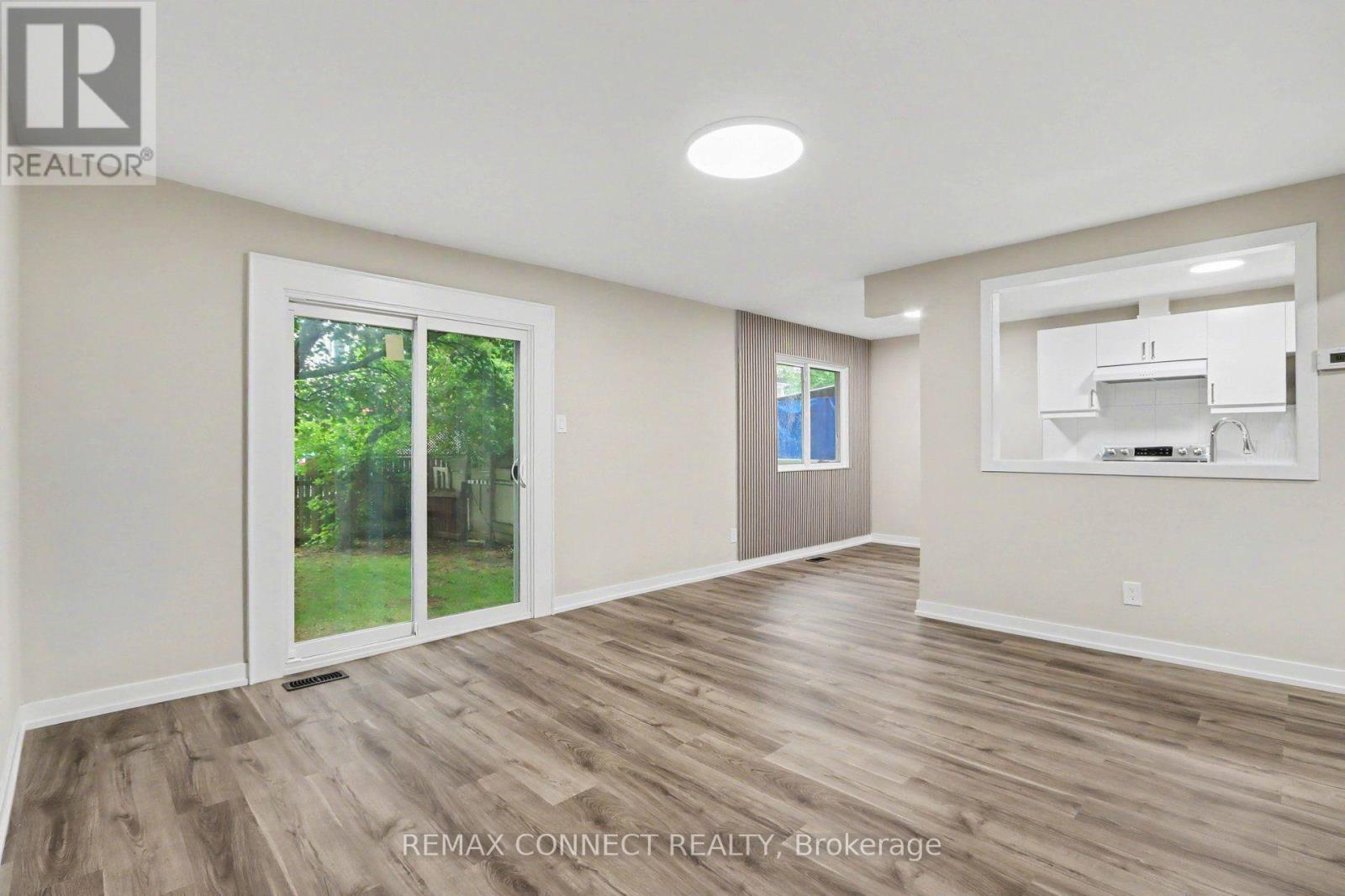 43 TYBALT CRESCENT