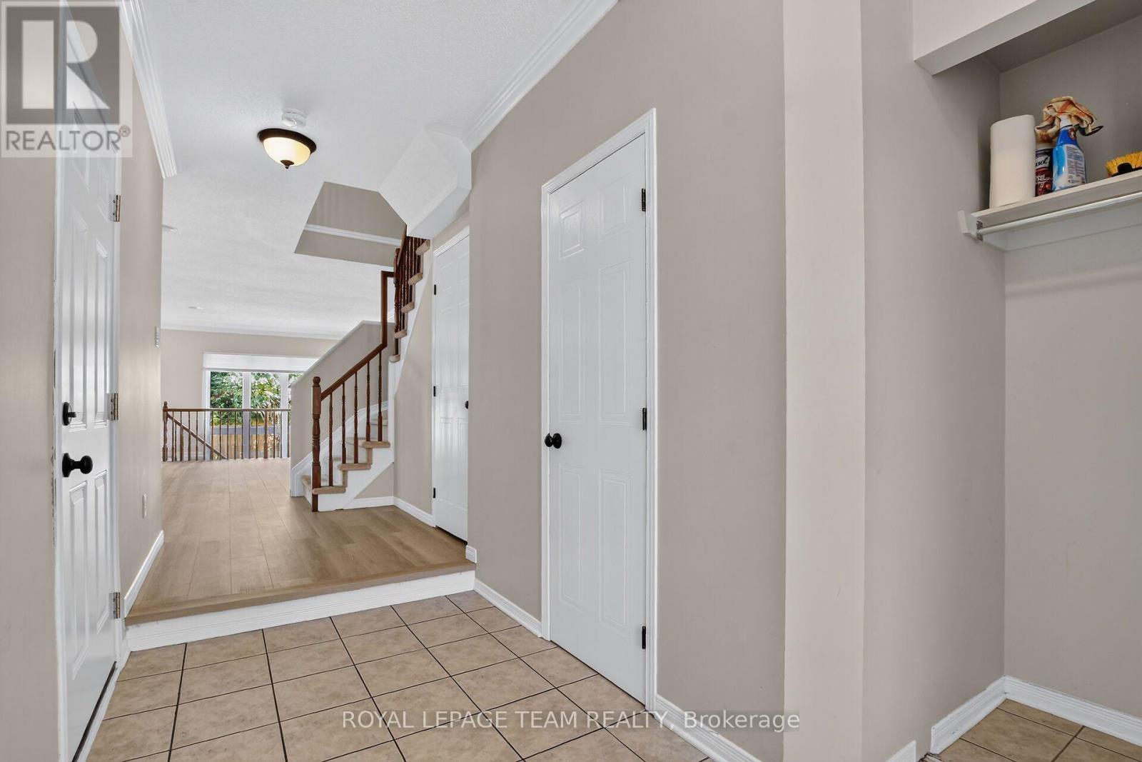 3 CHANTILLY GATE