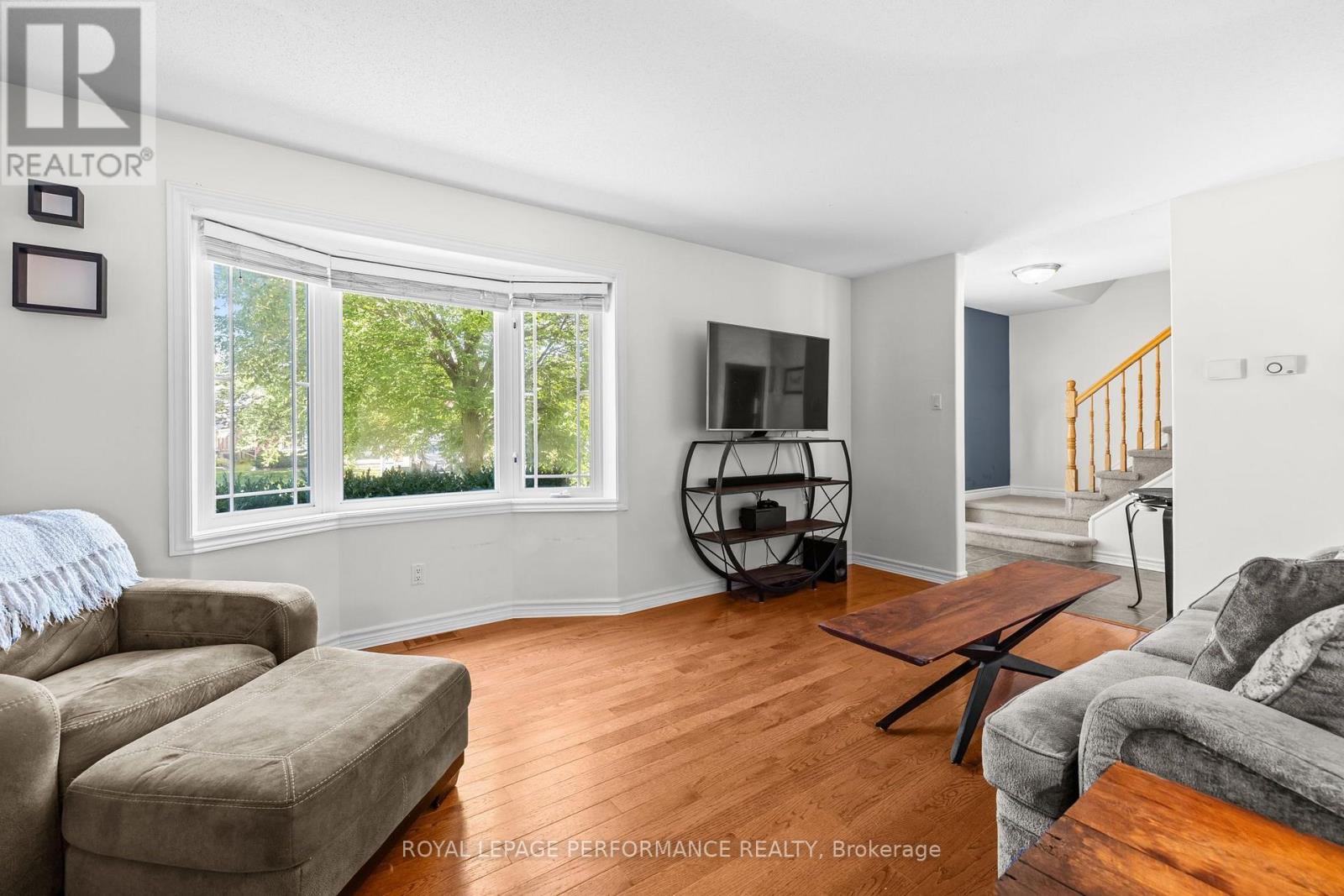 407 CENTENAIRE STREET
