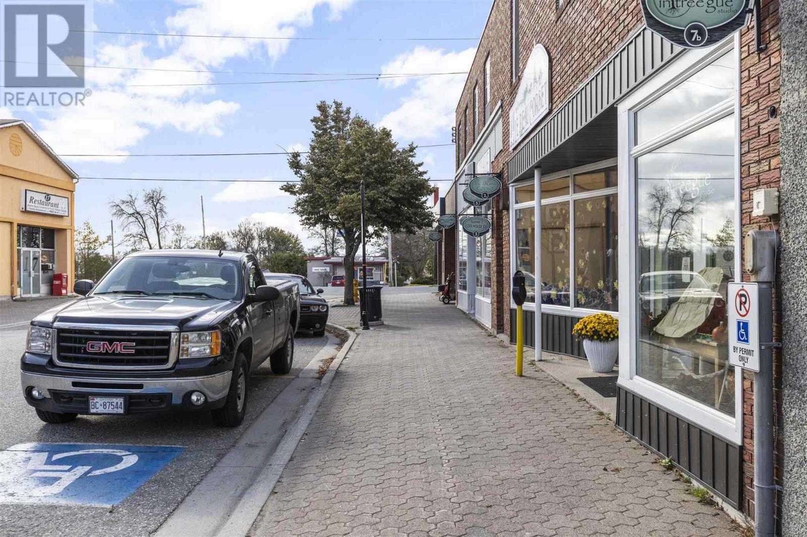 3-5 Woodward AVE - Photo 4