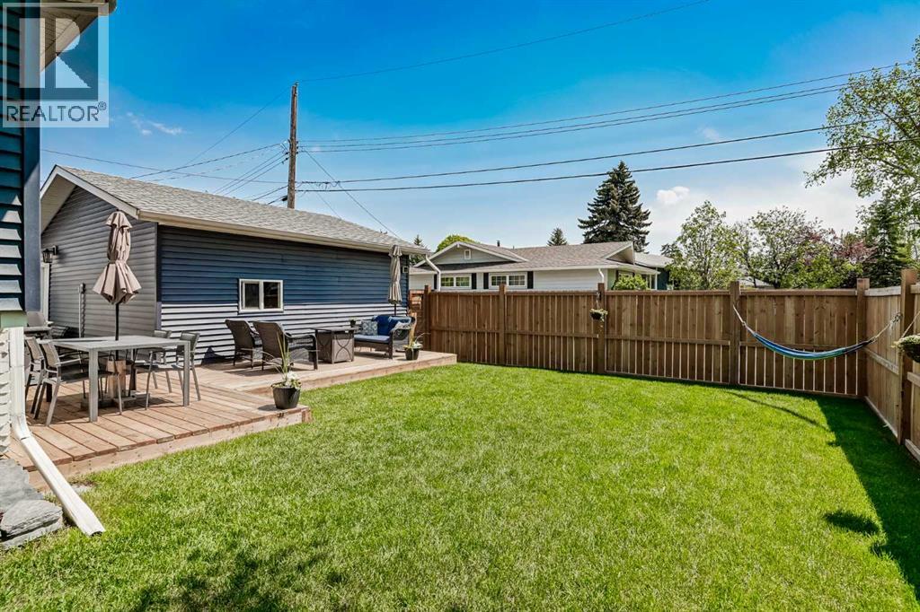 10704 Maplecrest Road SE