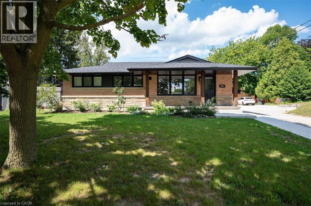 10 CARDINAL Crescent N Unit# 2