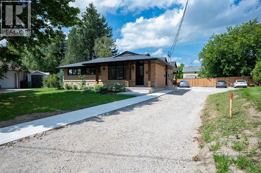 10 CARDINAL Crescent N Unit# 2
