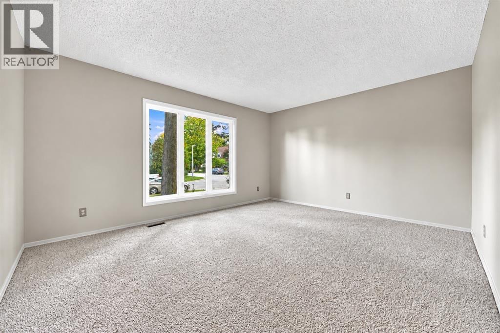 51 Maplestone AVENUE