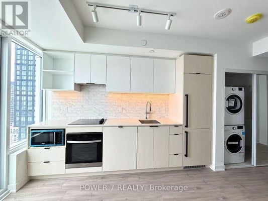 5007 - 252 Church St, Toronto (Church-Yonge Corridor), ON 4