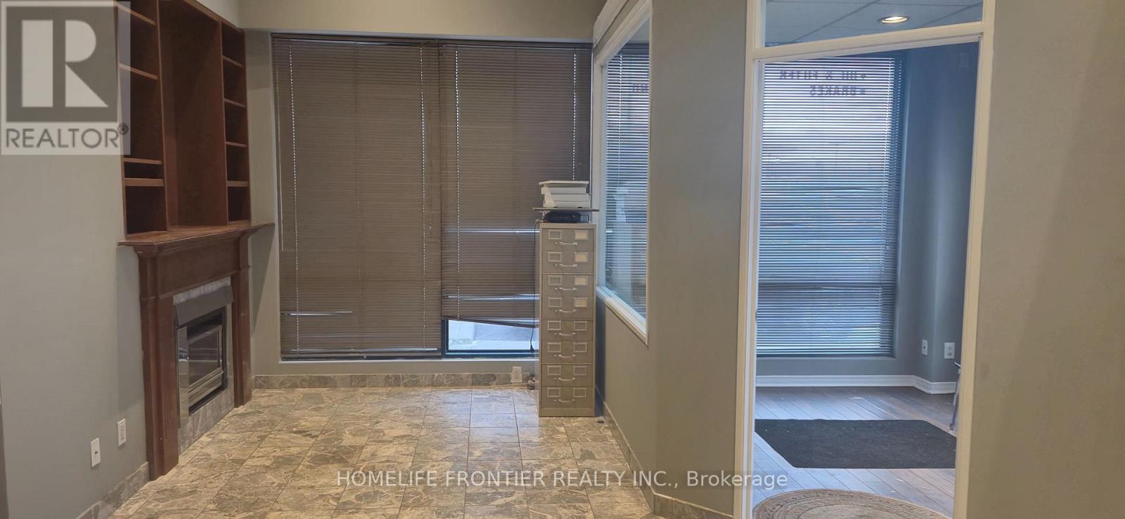 #18-A - 1290 FINCH WEST AVENUE W