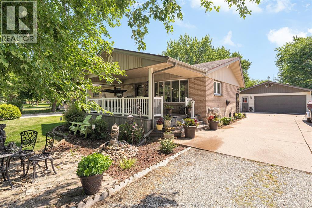 316 EAST RUSCOM RIVER ROAD