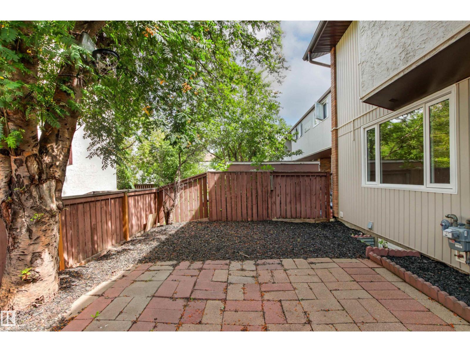 #9 14230 80 ST NW