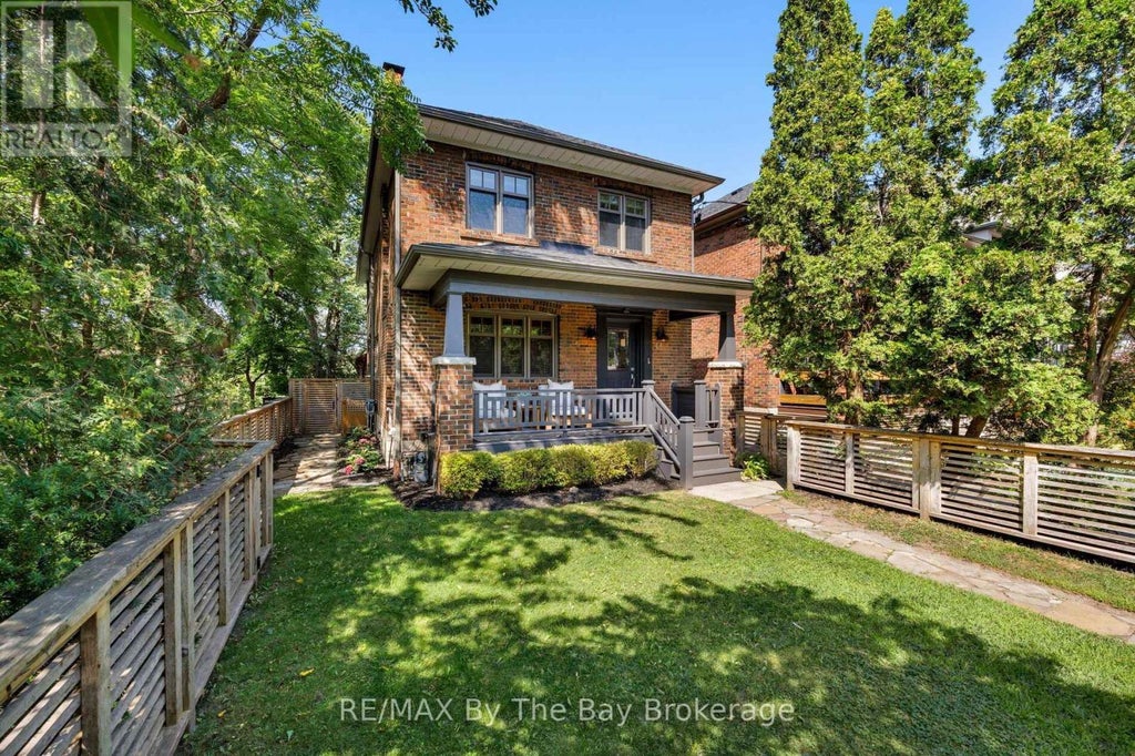 44 RAMBERT CRESCENT, TORONTO (HIGH PARK-SWANSEA), ON M6S 1E6 - Image 3723750043.jpeg?d=l