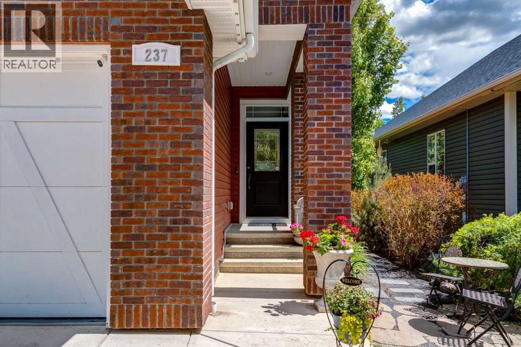 237 Aspenmere Circle