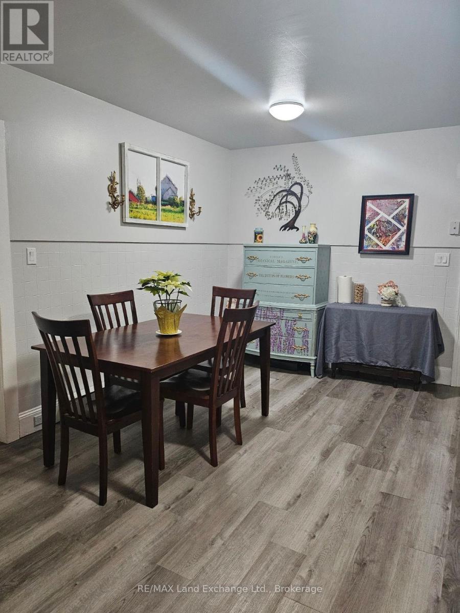 12 CLINTON STREET S
