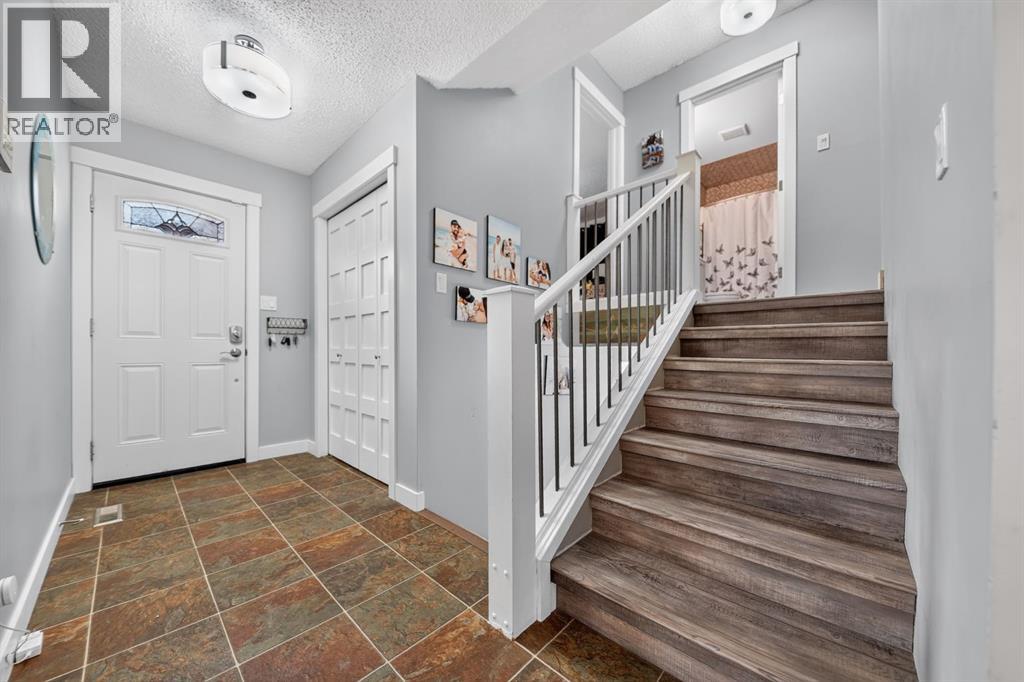 47 Wildwood Crescent W