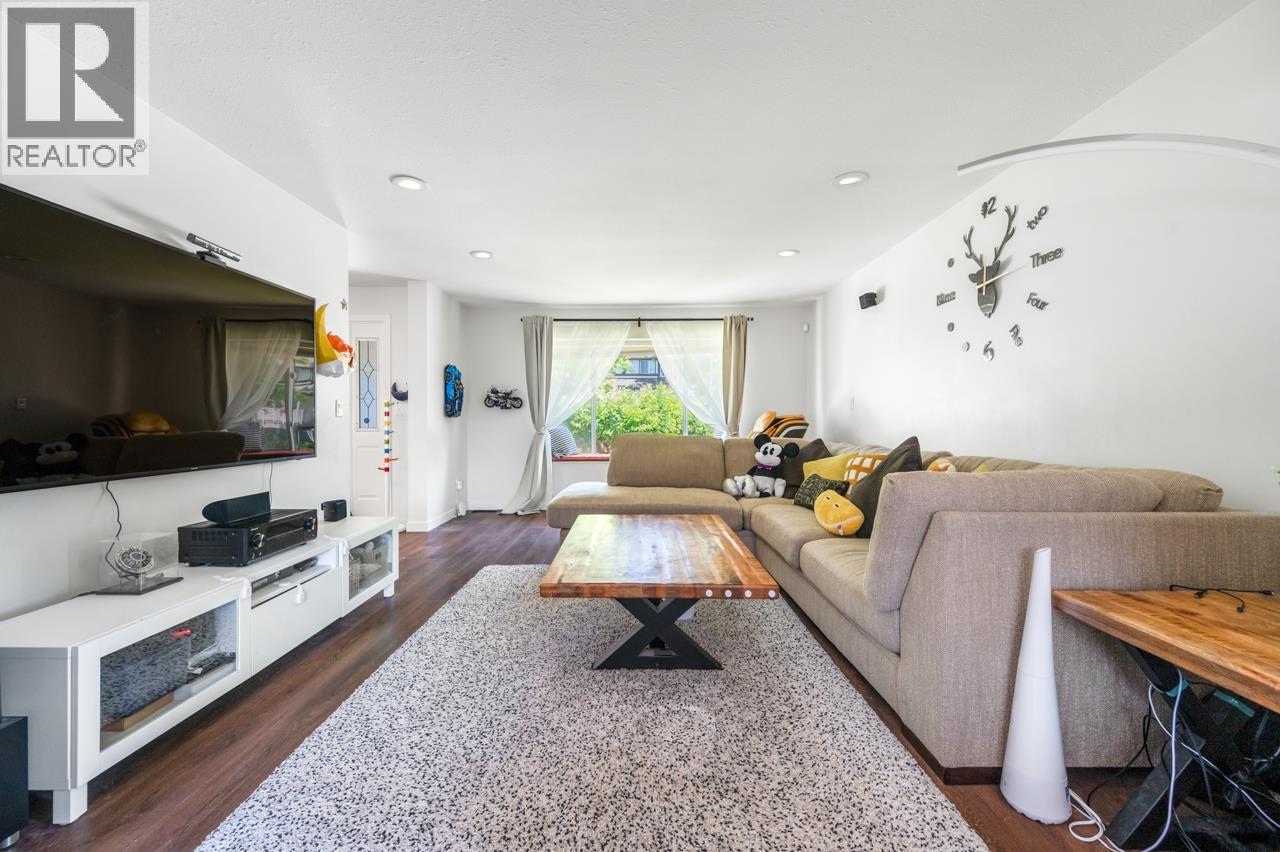 2618 FORTRESS DRIVE