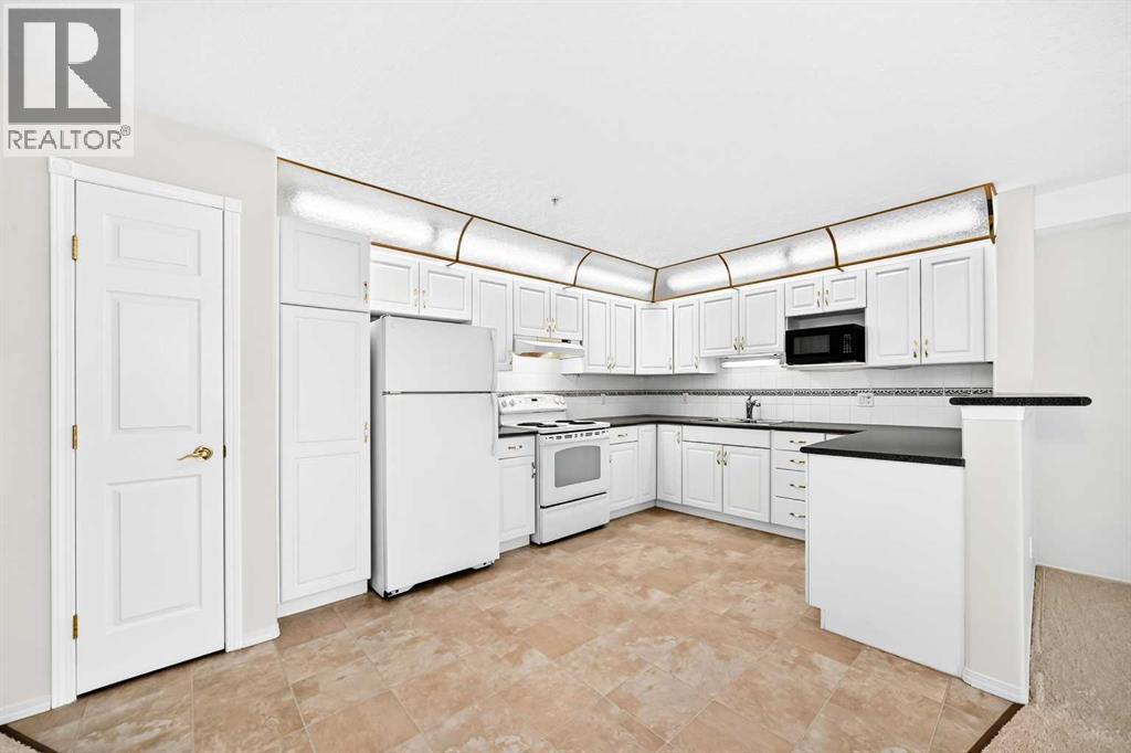 311, 8535 Bonaventure Drive SE