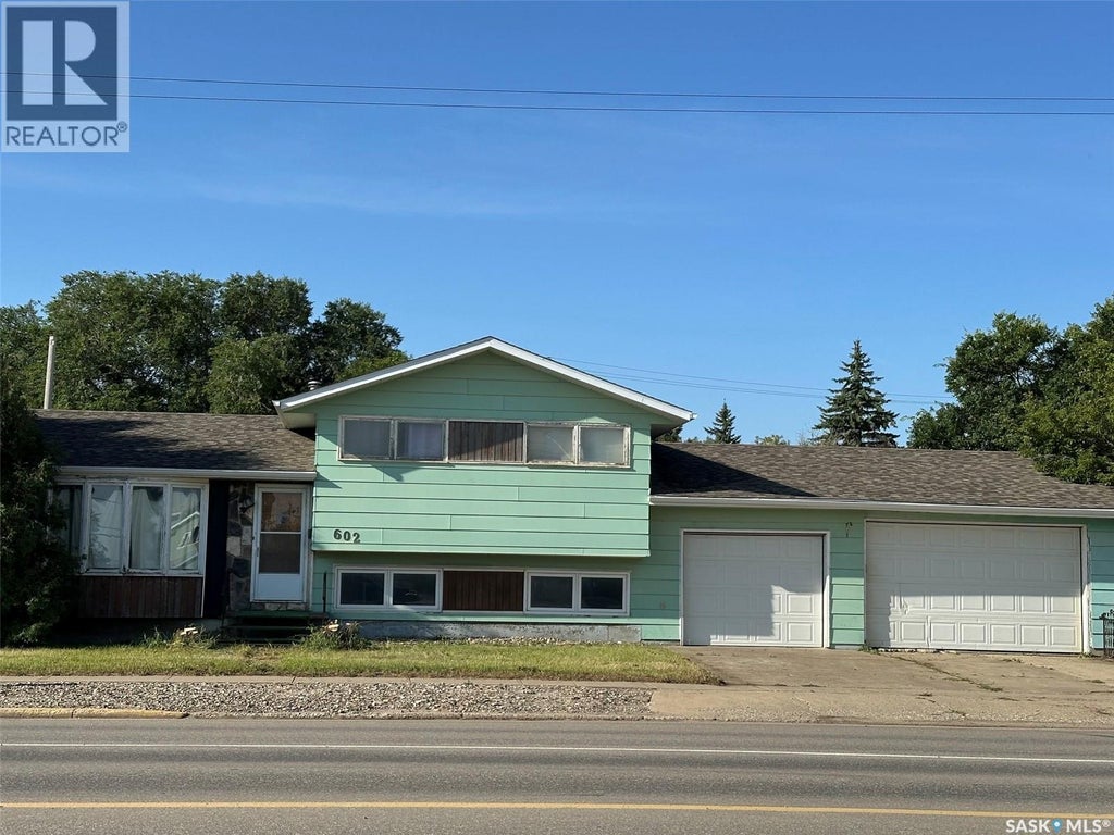 602 4TH STREET, ESTEVAN, SK S4A 0V5 - Image 1169874898.jpeg?d=l