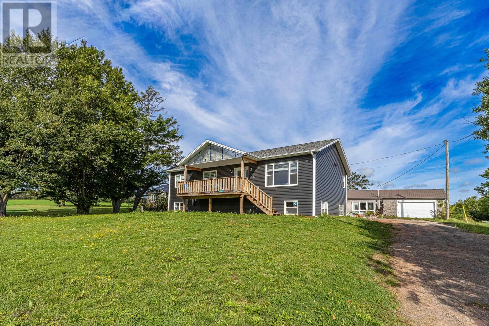 22 RIVERVIEW Crescent - Photo 2