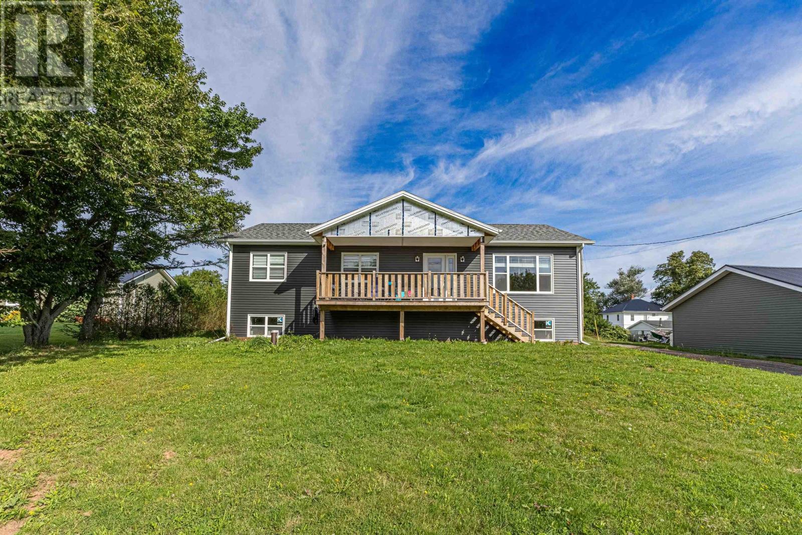 22 RIVERVIEW Crescent - Photo 1