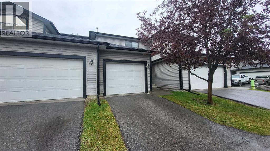 23, 102 Canoe Square SW