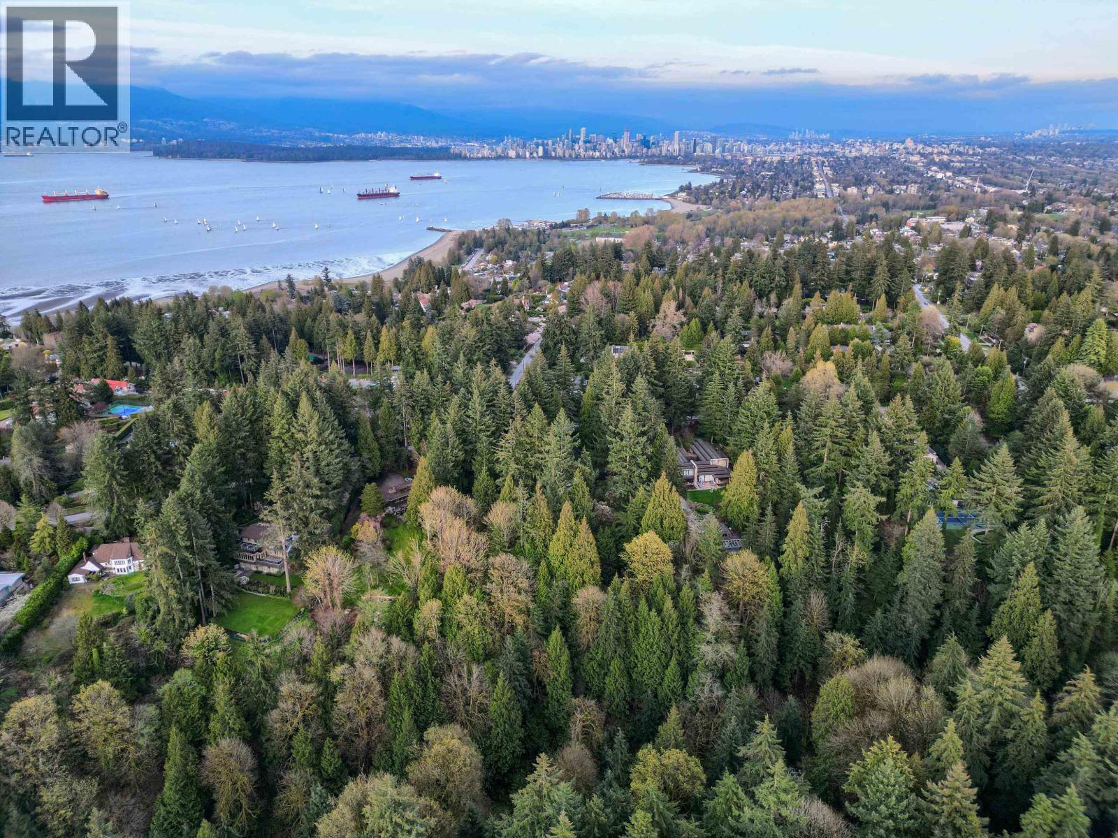 1825 DRUMMOND DRIVE