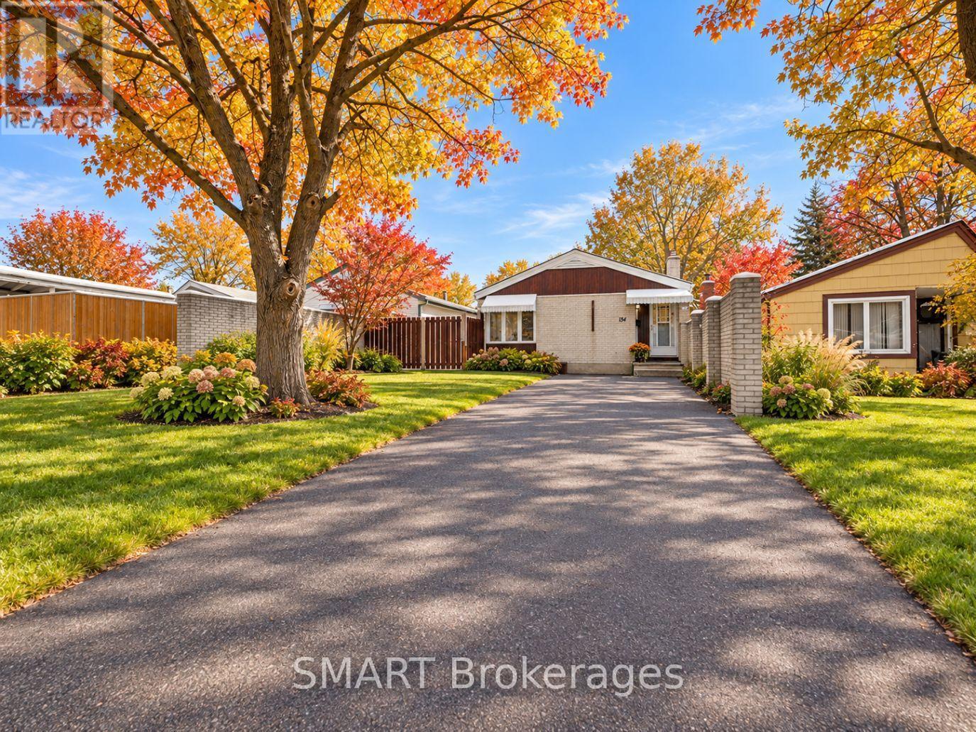 134 PEPPERWOOD CRESCENT