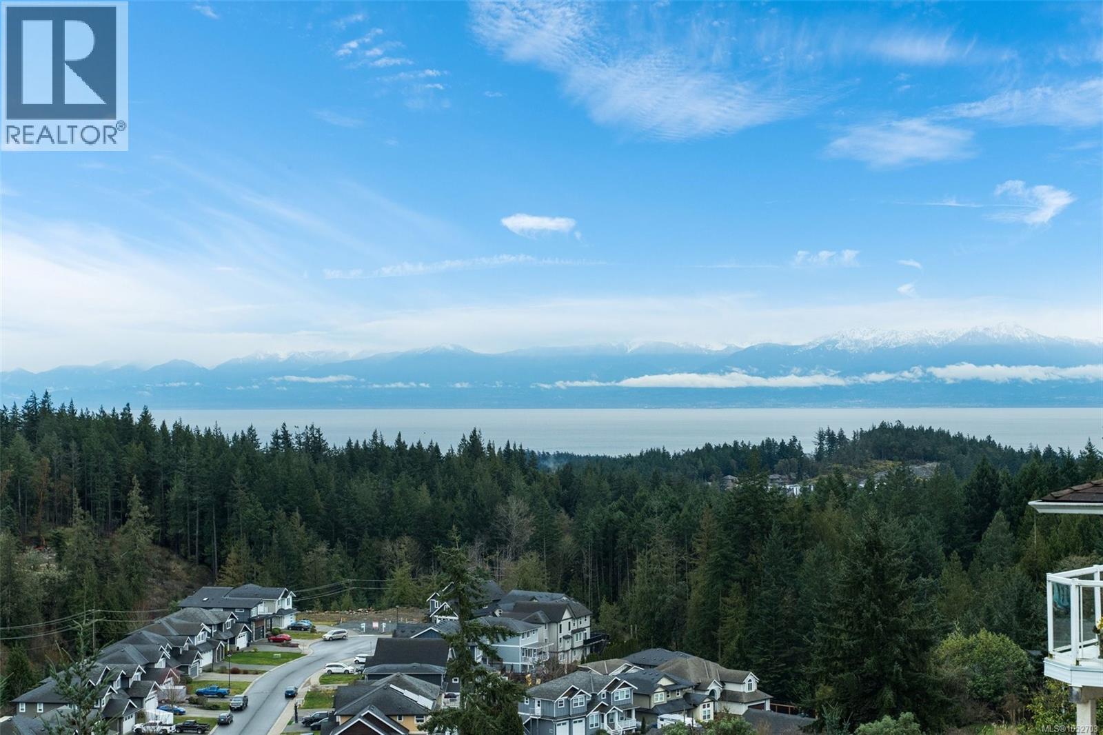 3392 Haida Dr