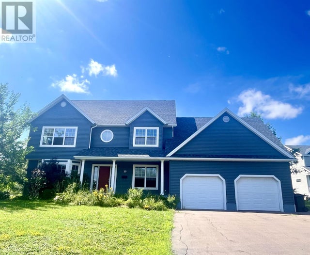 30 MACARTHUR Drive