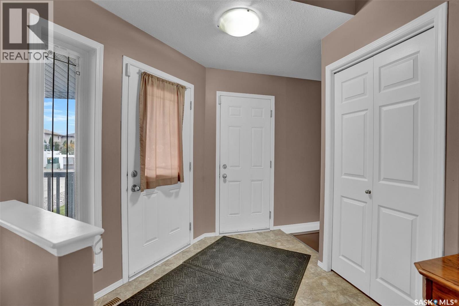 4818 WEBSTER CRESCENT