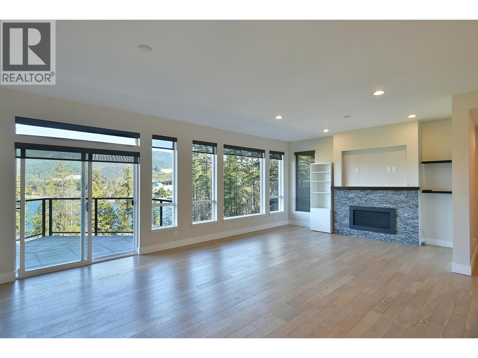 303 5780 MARINE WAY